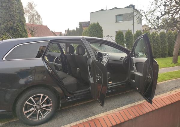 Toyota Avensis cena 41500 przebieg: 228341, rok produkcji 2015 z Tczew małe 326